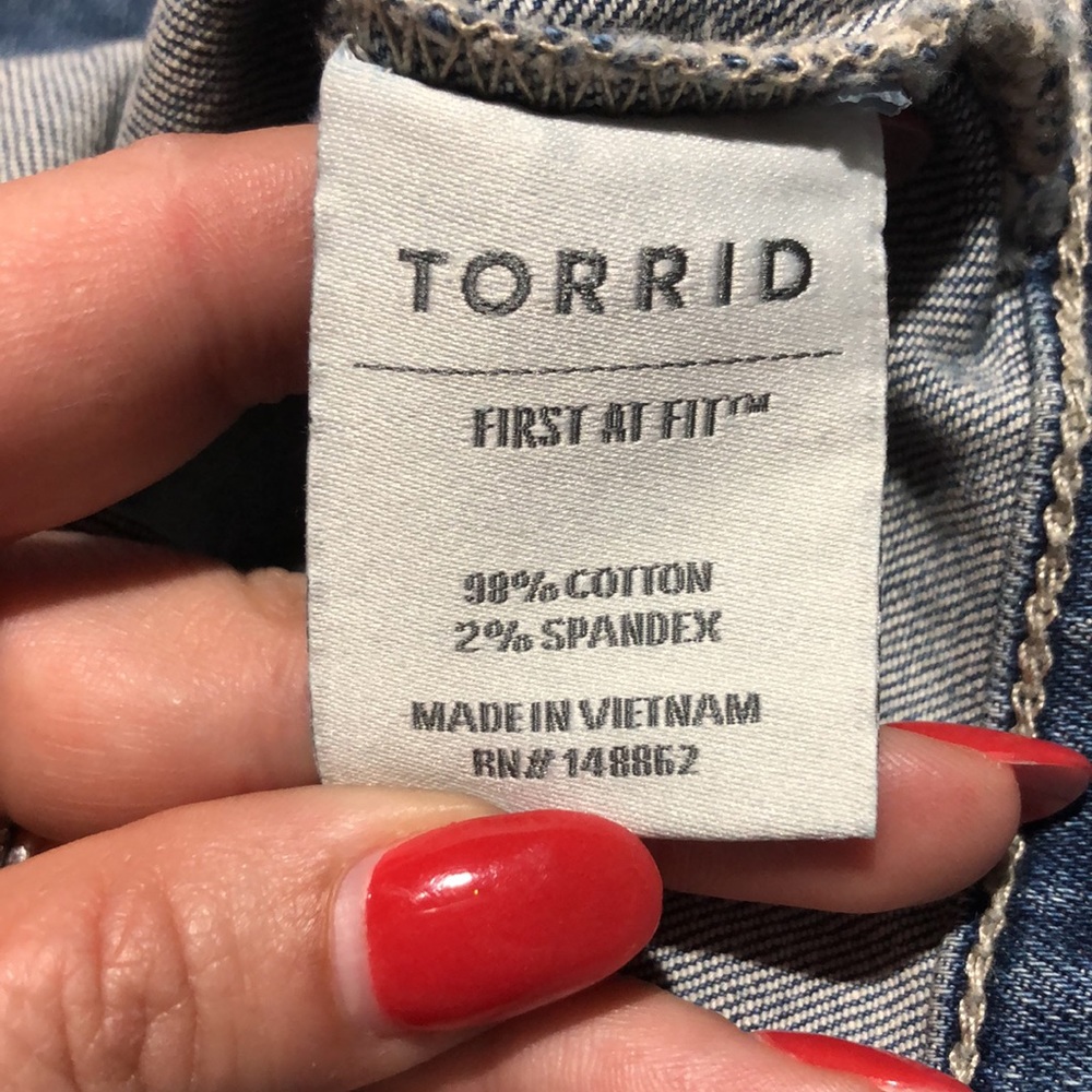 Torrid denim vest size 2X - Picture 8 of 8